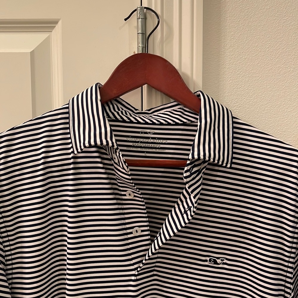Men’s Vineyard Vines performance polo